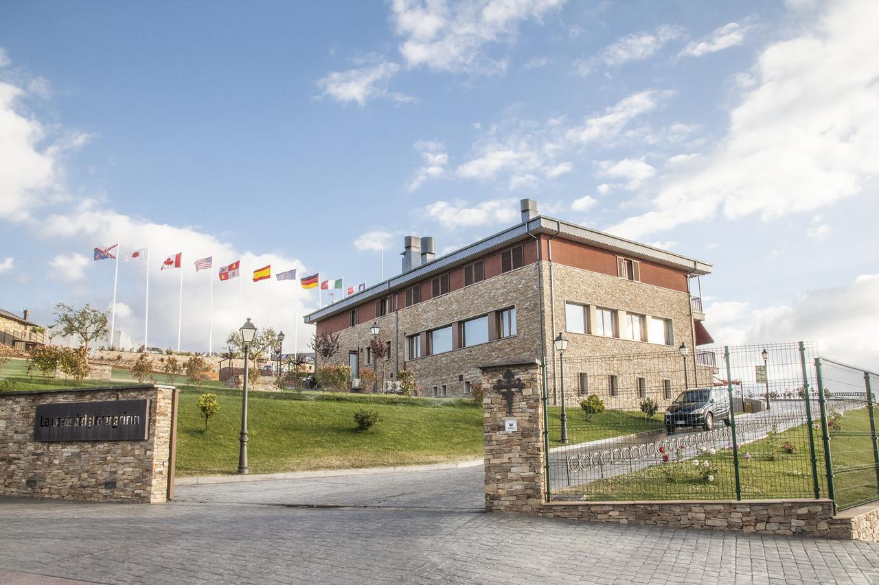 El Acebo de San Miguel 阿尔伯格卡萨佩莱格力诺旅舍旅舍 外观 照片